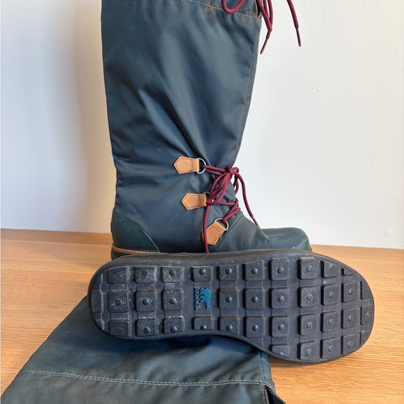 Sorel Dark Green and Blue Tall Boots - Picture 5 of 7